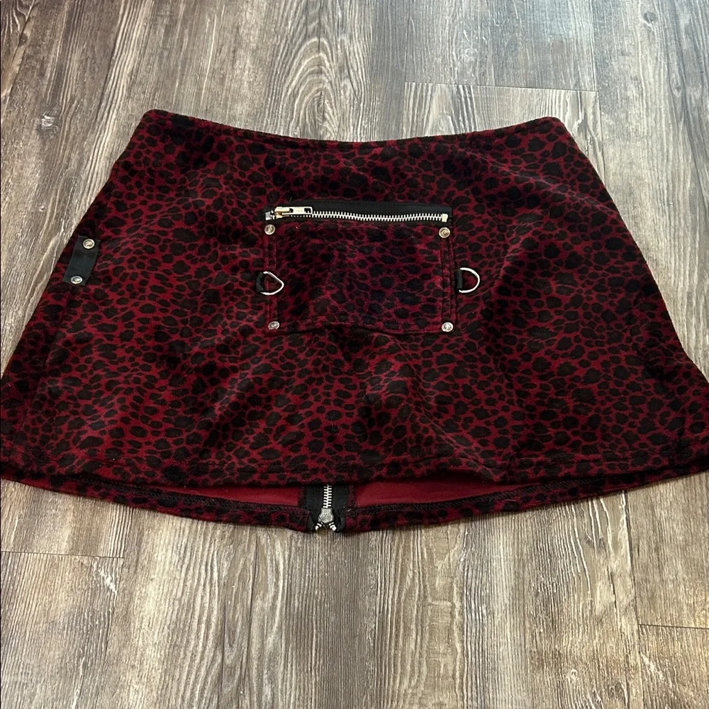 Dogpile Vintage Leopard Print Red Velvet Mini Skirt - Picture 1 of 7